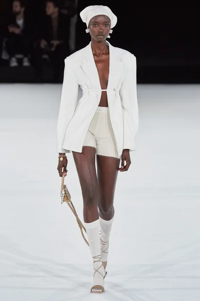 Look 52